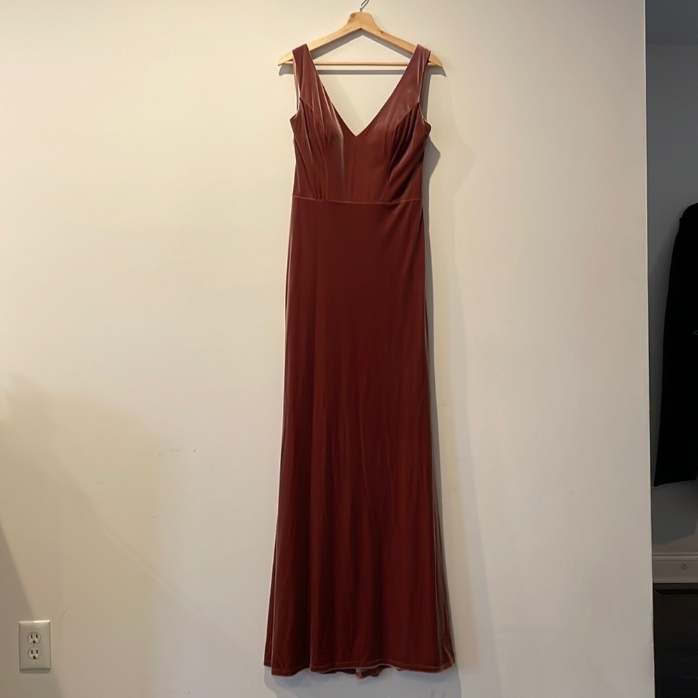Revelry “Dakota Velvet Dress” in Rose